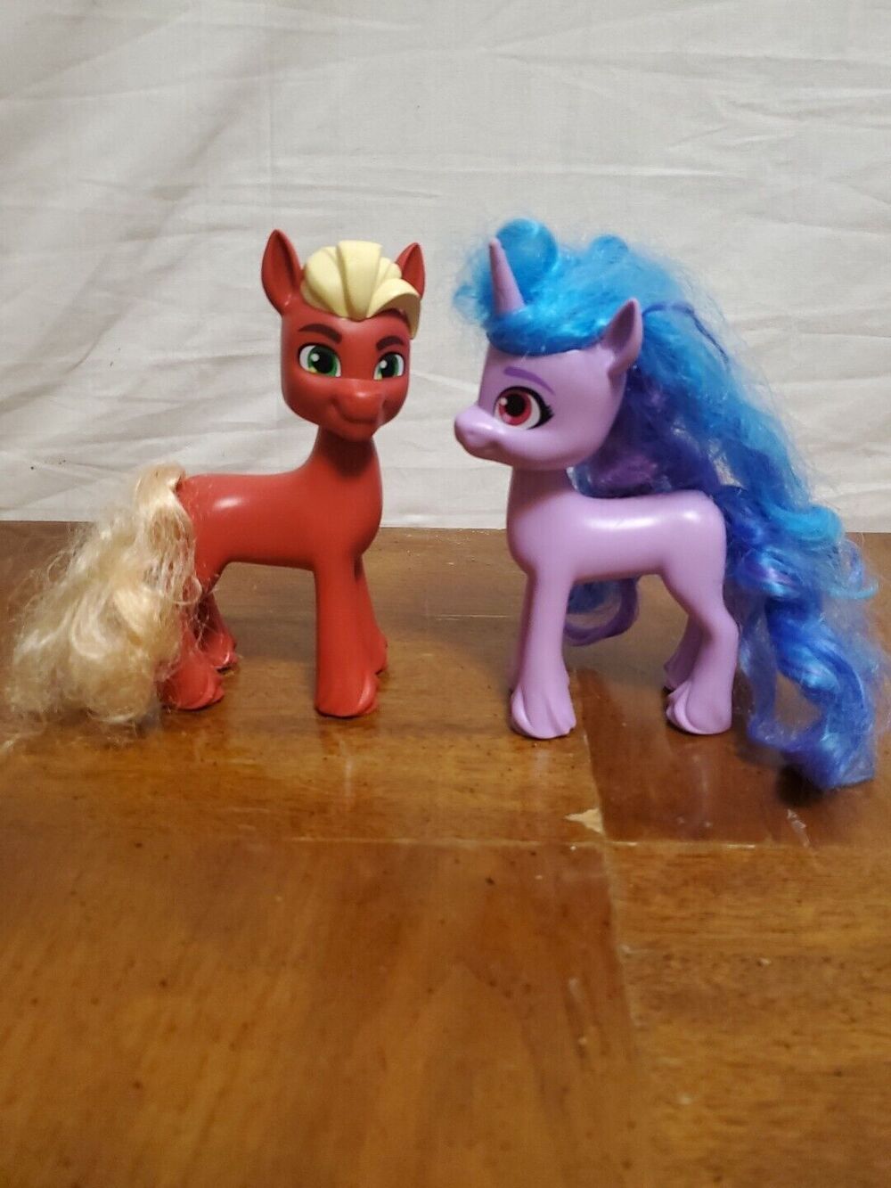 My Little Pony G5 6.5” Deputy Sprout And Izzy Moonbow Brushable Unicorn Toys